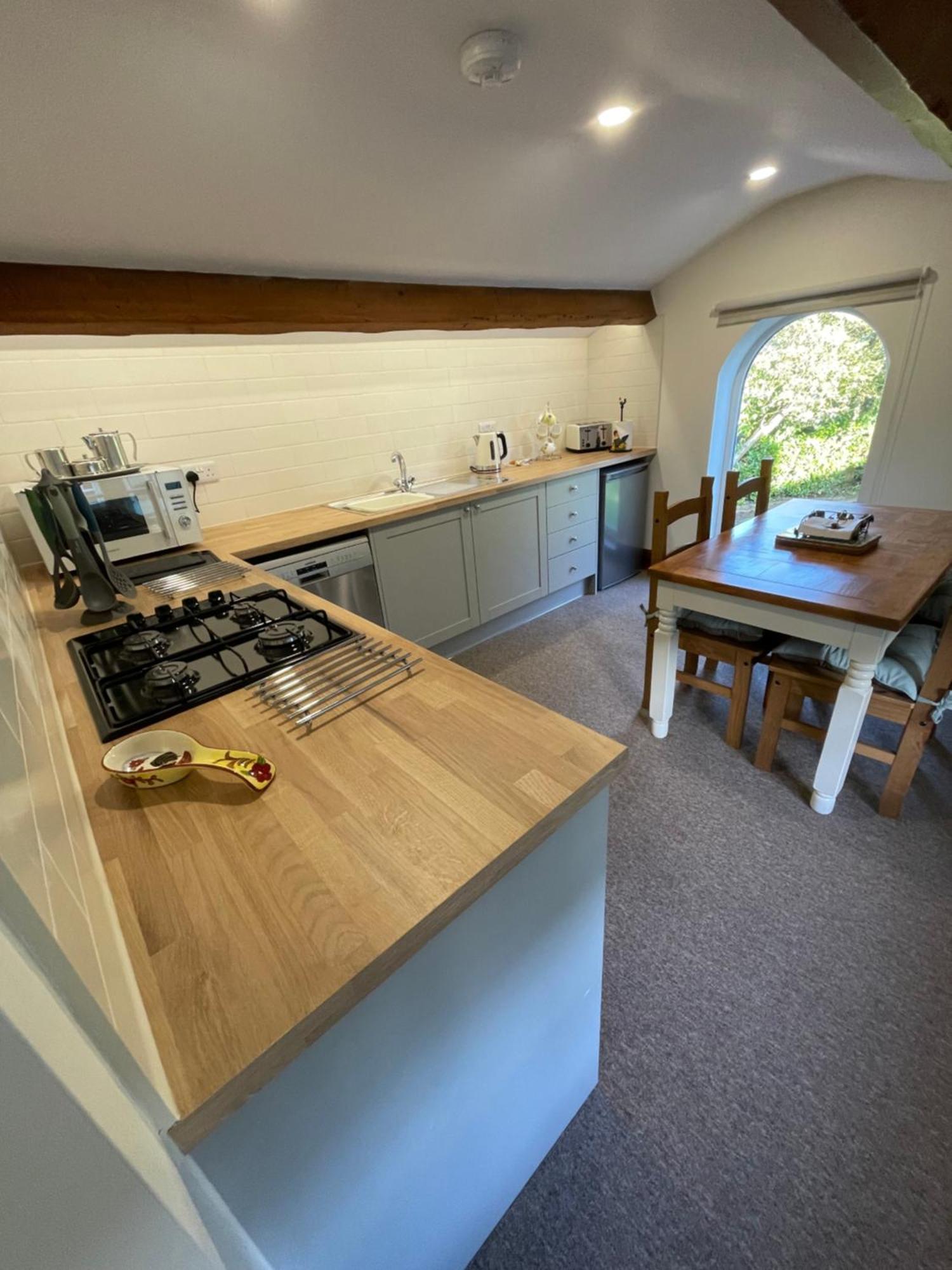 Pear Tree House 2 Bed Apartment Hartford  Экстерьер фото